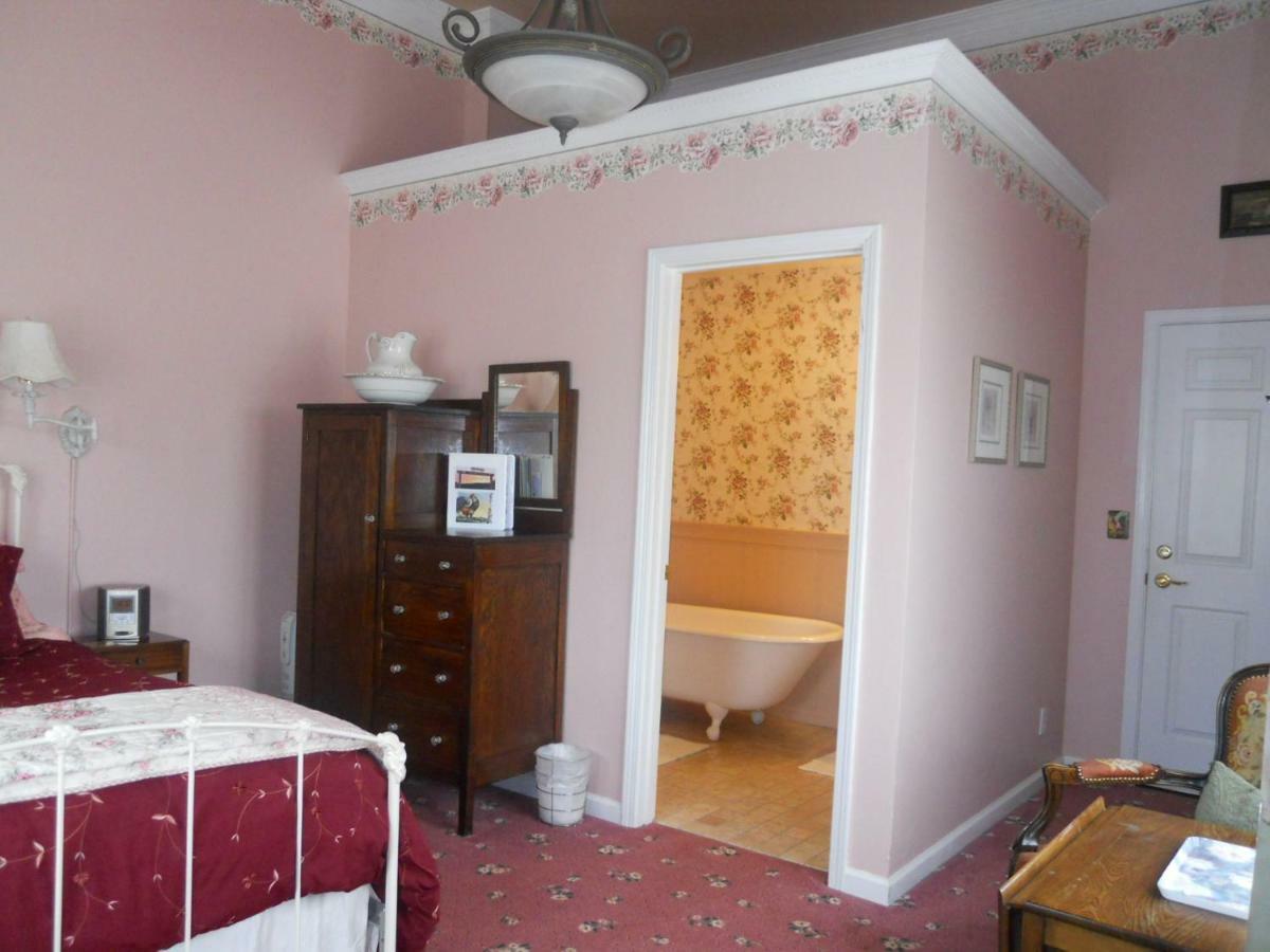 Pescadero Creek Inn エクステリア 写真