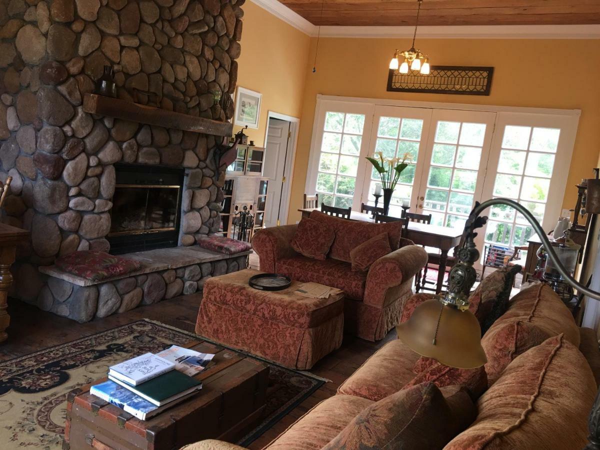Pescadero Creek Inn エクステリア 写真